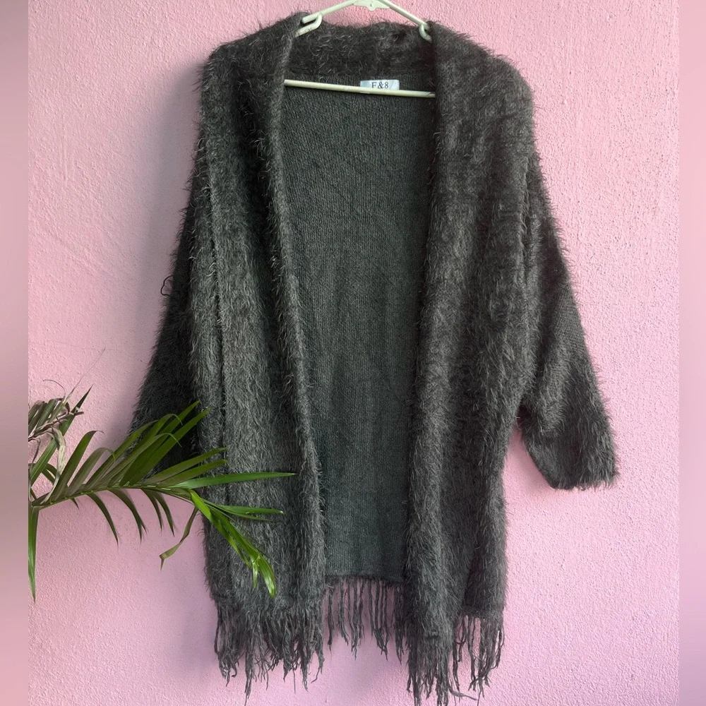 Faux fur korean shrug FIXED FIXED FIXED NO OFFERS PLZ❌ - Picture 6 of 11